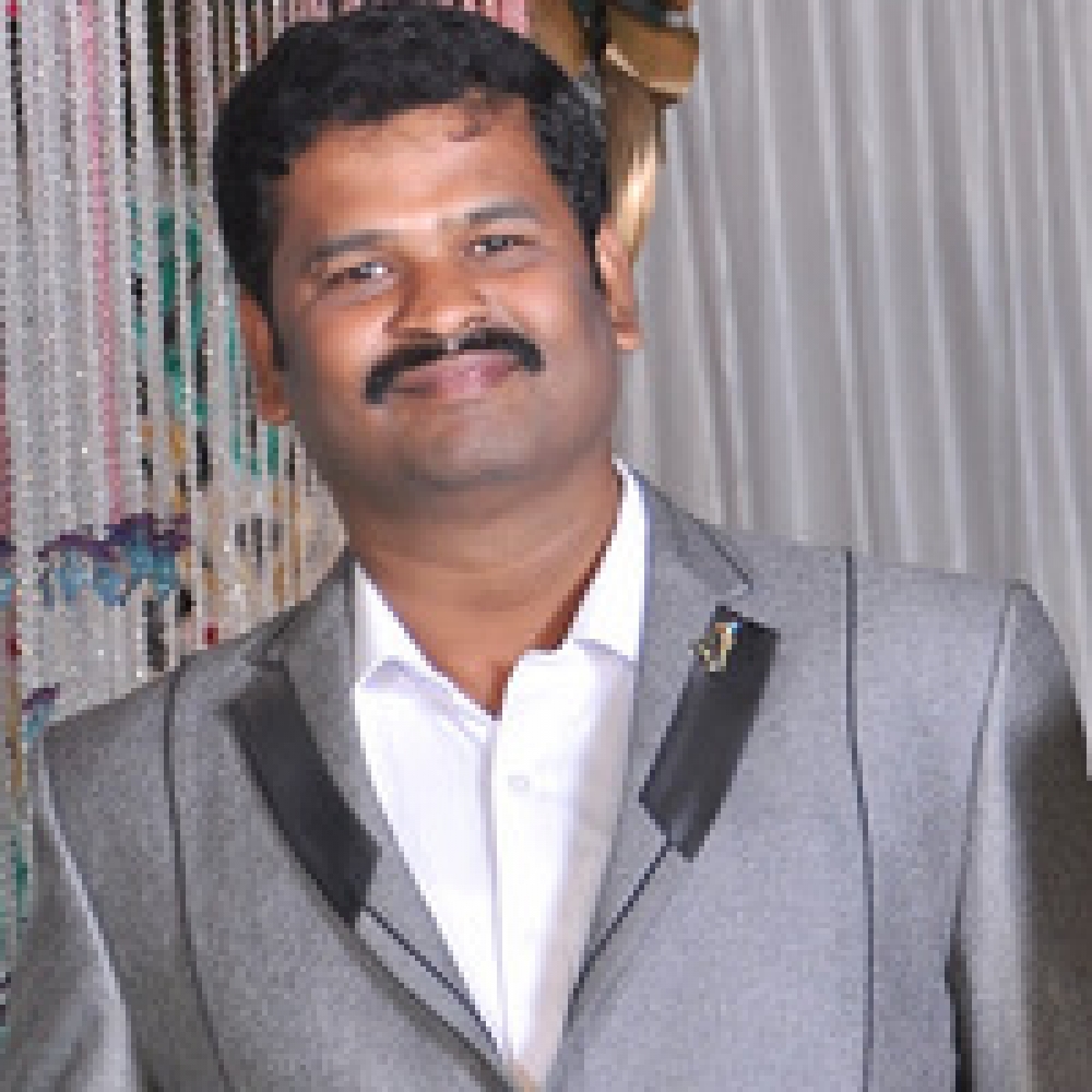 Dr Mohankumar V 