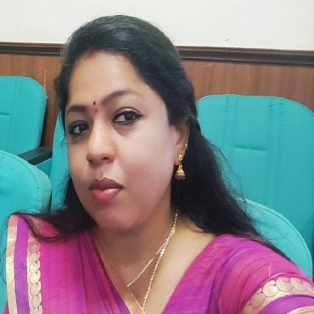 Dr Shwetha N